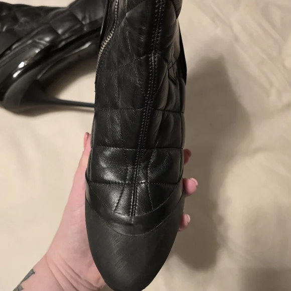 Burberry Black Quilted Ankle Boots - Picture 8 of 10
